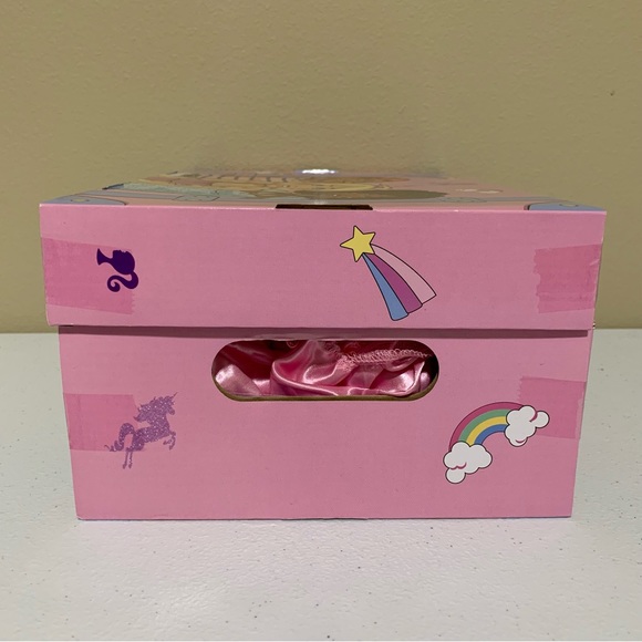 Barbie Dress-Up Trunk Set-Fits Sizes 4-6X NWT - Picture 5 of 10